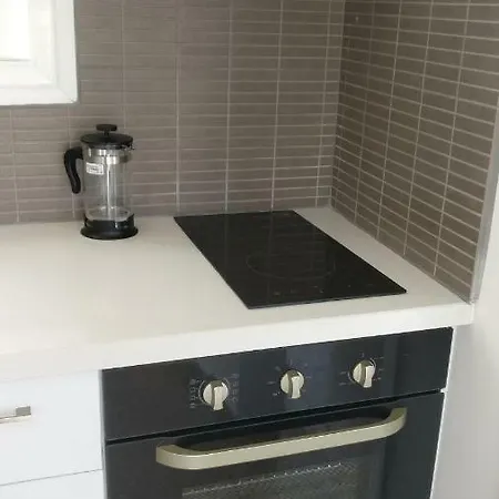 Sea Breeze Sleeps 4 Lejlighed Larnaca